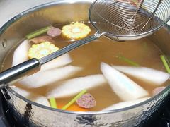 招牌牛骨清汤锅-左庭右院鲜牛肉火锅(新梅广场店)