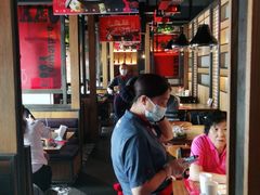 大堂-辣尚瘾·烤鱼·新川菜(交大直营店)