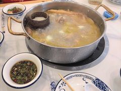 -朴小妹人参鸡汤火锅(长白山万达店)