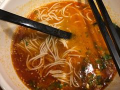 四川担担面-翡翠拉面小笼包(岭南新天地店)