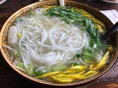 -桥香园云南过桥米线(金马碧鸡店)