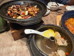 -云海肴·汽锅鸡·云南菜(浦江欢乐颂店)