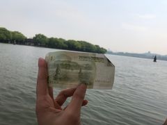 -苏堤停车场