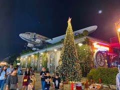 -席娜卡琳火车铁道夜市
