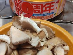 -龍歌自助小火锅(市南金茂湾店)