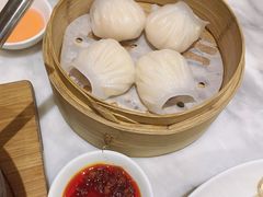 -香港百合居(LCM置汇旭辉广场店)