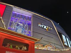 -新百广场(地铁站)