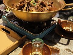 -破瓦寒窑·地摊烤羊排