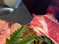 -铭牛烧肉·和牛海鲜自助(高新月牙湖店)