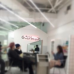 大厅-Godhands美发设计沙龙