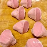 美味多姿如彩虹一般的彩色水饺