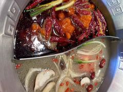 -大芊金重庆串串火锅(南京路店)