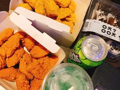 -BHC炸鸡(明洞总店)