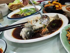 -大鸭梨烤鸭店(金顶街店)