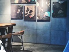 大堂-星巴克(珠海仁恒滨海中心店)