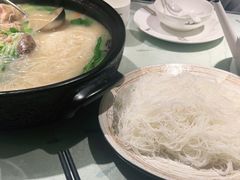 -陈江波老鸭煲(化工路店1号店)