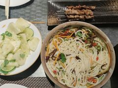-滇越乘象云南餐厅(豆各庄店)