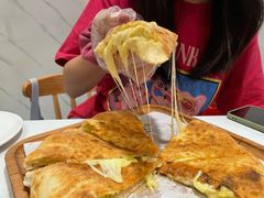 爆浆榴莲披萨-烁先生披萨·儿童餐下午茶(河南岸店)