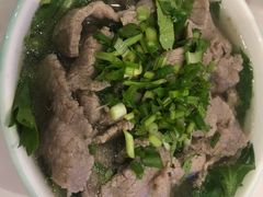 -犇逸·乐山跷脚牛肉·四川现炒(览海店)