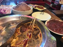 -大龙辣火锅·龙虾·烧烤(湖滨新天地店)