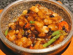 石锅豆豉牛蛙-小城故事·地道宁波味(月湖盛园店)