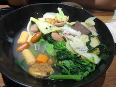 -万记麻辣烫国展总店