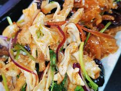 -小媳妇铁锅炖(安华街店)