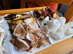 -野菌皇海景野生菌火锅(滨海大道店)