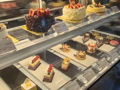-白天鹅宾馆·美食屋