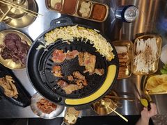 -胡悦里韩式烤肉(芝罘万达广场店)