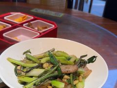 -黄泥岗·地道湖北菜(奥特莱斯店)