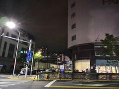 -麦当劳(新王府井店)