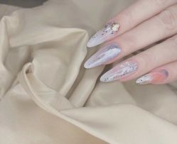 -苏彩·皮肤管理美甲美睫