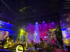 -108·公社·创意餐厅·LIVE HOUSE(李公堤店)