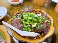 -小杨翘脚牛肉