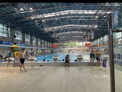 -奥冠体育华师附中恒温游泳馆