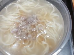 -亮亮面馆(经六路店)