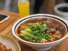 -醉牛腩·面小馆