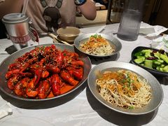 -巴厘龙虾·榜首油焖大虾(音乐学院·沿江酒馆店)