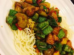 -远大美食广场(远大购物中心店)