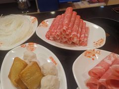 -呷哺呷哺(世贸.工三店)