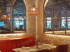 -BROWNSTONE布朗石西班牙餐厅(富城店)