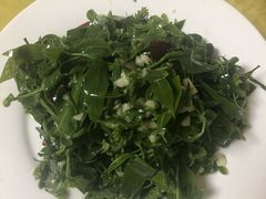 -明月食府(二区干二路店)