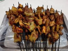 -马克力木手抓炕锅烤羊肉(盐湖一小区店)