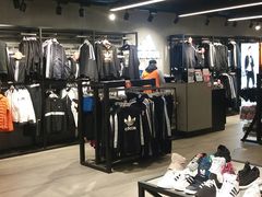 -百联临沂购物中心(临沂路店)