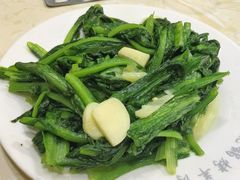 -尕有炕锅烤羊肉