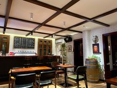 -麦落精酿啤酒餐吧(先农大院店)