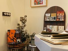 -Café Monson