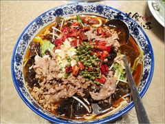 水煮牛肉-百年银屏蚝烙·潮汕菜·非遗(乐山店)