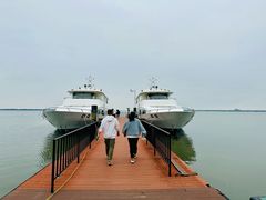 -渔娘蟹庄(阳澄湖莲花岛店)